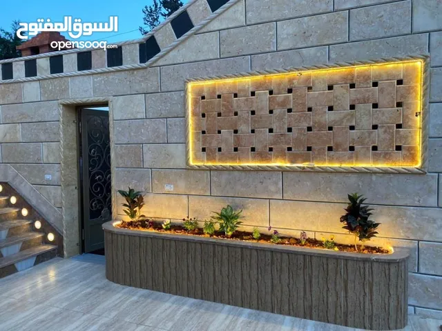 250 m2 2 Bedrooms Villa for Rent in Hama Other