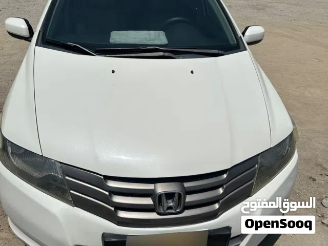 2011 هوندا سيتى Standard
