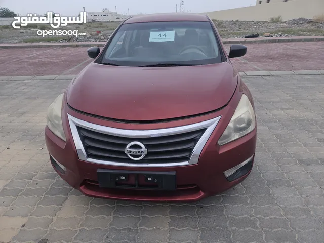 Nissan Altima 2012 in Muscat