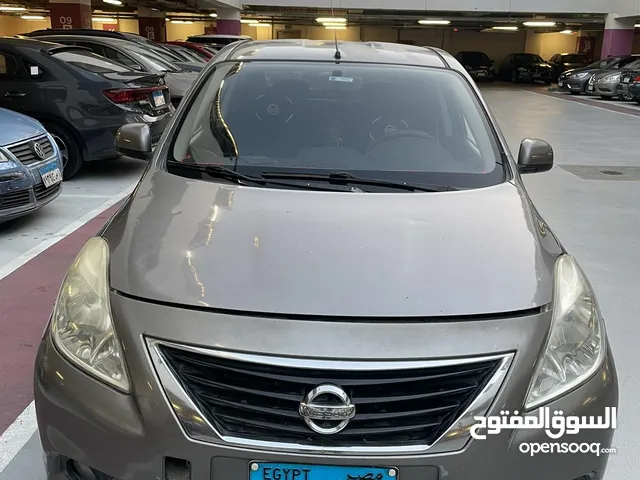 Nissan sunny N17 2015