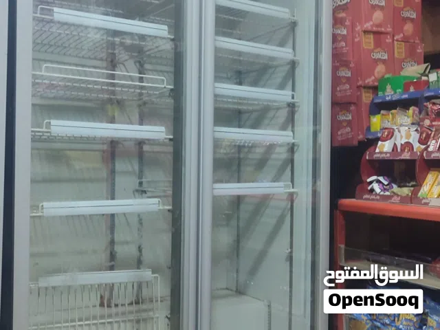 سلاجه عرض منتجات 2باب موديل حديث