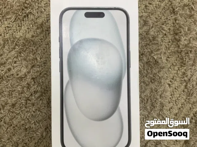 ايفون 15 عادي جديد مسكر بالكرتونه ذاكرة 128 للبيع