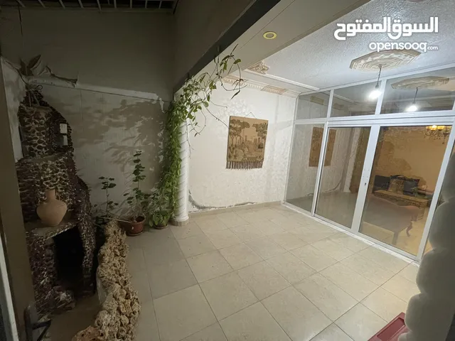 200 m2 3 Bedrooms Apartments for Rent in Amman Daheit Al Rasheed