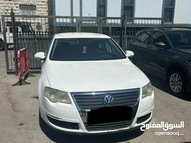 فولكسفاغن باسات 2006 ماتور 2000 بنزين ماشية 120 الف فقط !!! فحص نضيف ماتور فش فيه مشاكل