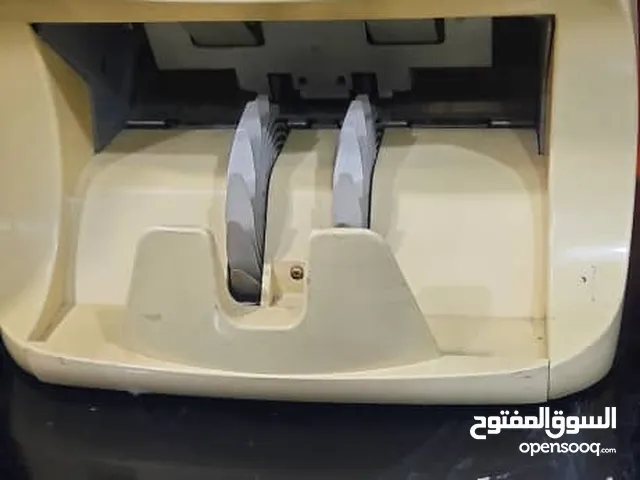 الات عدادت النقود جلوري ياباني مستخدم نطيف جدا مضمون