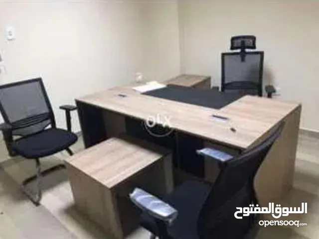 (بدون عموله) شقه اداري 112 م ب 11 الف ج ) ( مفروشه ومكيفه بالكهرباء وسكرتيره بجمال ع الناصر .جسر ا