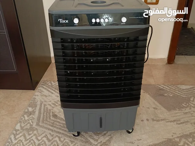 مكيف متنقل صحراوي من شركه Tixx سعة 30 لتر بلون السود المميز استعمال اسبوع فقط بسعر مغري