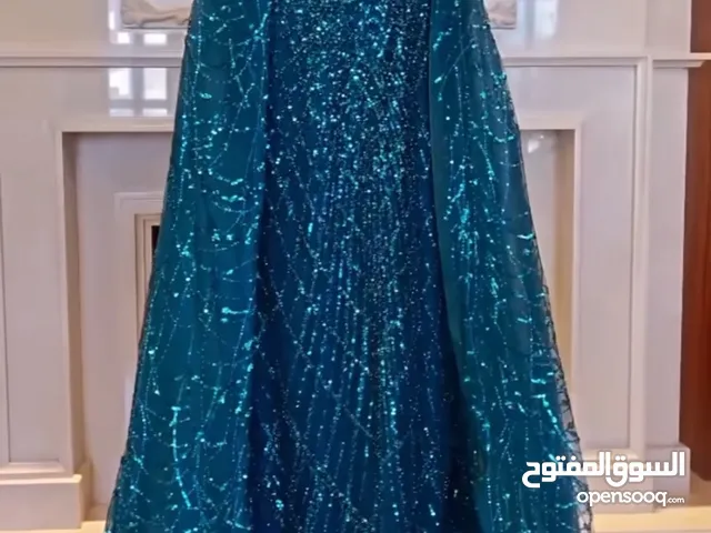 فستان سهرة/خطبة