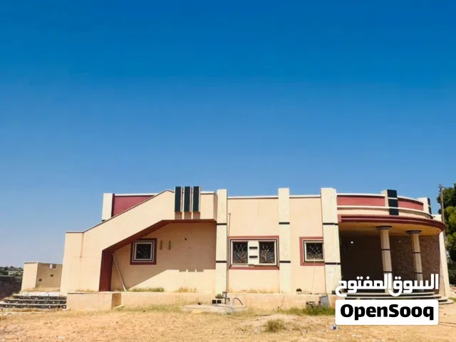 320 m2 5 Bedrooms Townhouse for Sale in Tripoli Gasr Garabulli