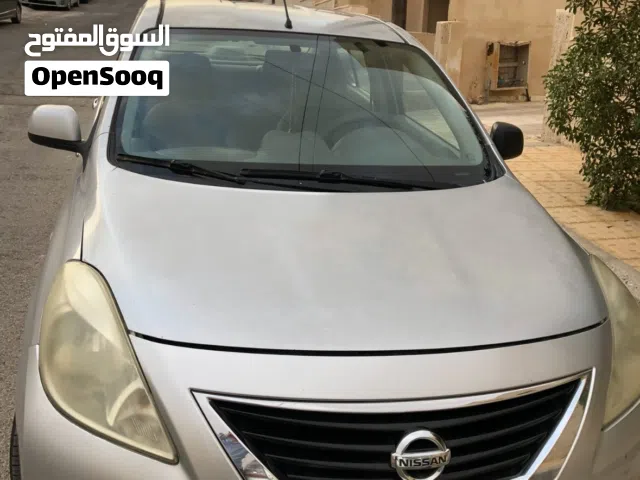 2012 Nissan Sunny Standard