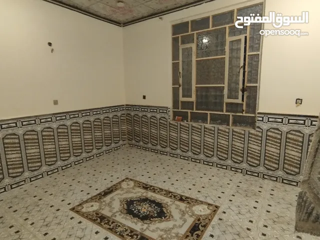 100 m2 2 Bedrooms Townhouse for Rent in Basra Amitahiyah