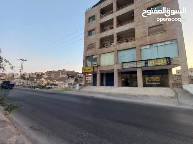 Semi Furnished Shops in Zarqa Al Souq