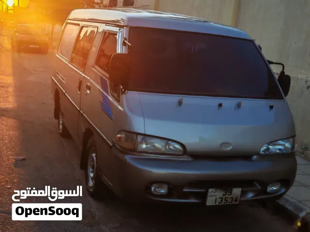 باص هيونداي H100  موديل 2001  مرخص لغاية 20/7  الدفع كااش