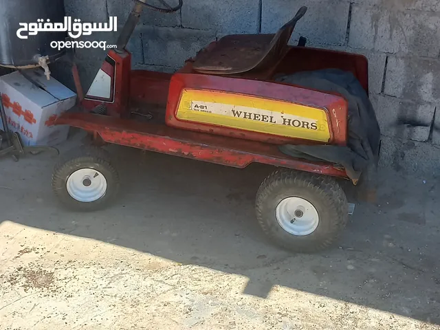 ماكينة حصادة عشب امريكيه بها خمس سرعات