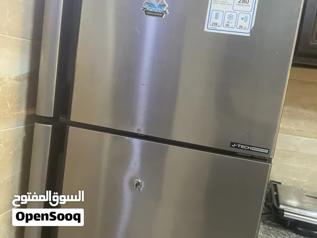 ثلاجة شارب مستعمل للبيع