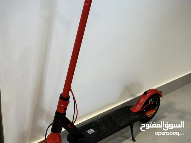 سكوتر شحن جديد بالباكو بحجمين كبير ومتوسط خامة ربي يبارك