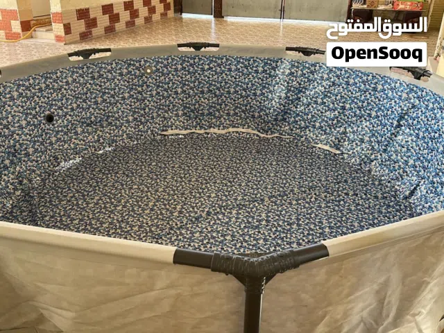 حوض كبير جميل ومستعمل فتره قصير