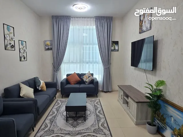 للايجار شقه غرفه وصاله مفروسة فرش راقي في عجمان شامل كل الخدمات مع موقف سيارات مجاني شهري او سنوي