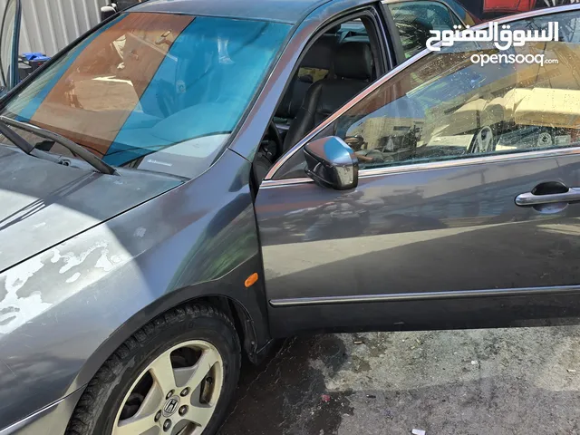 هوندا اكورد هايبرد 2005 v6 مالك ثاني