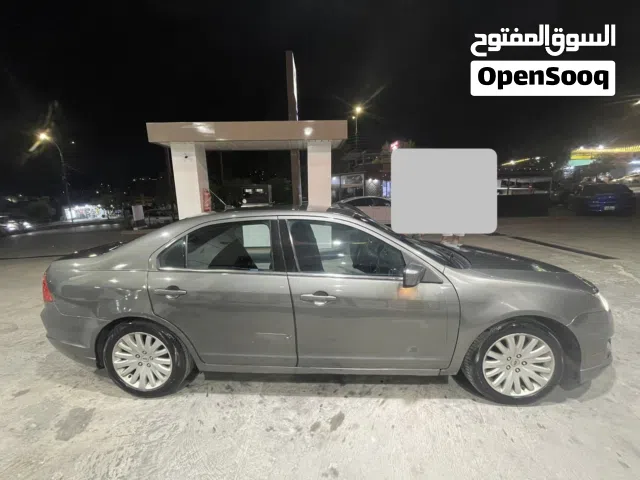2010 فورد فيوجن Standard