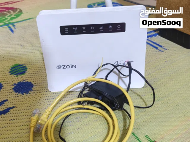 راوتر زين فاي حديث و نظيف ما مستعمل هواي كامل غراضه