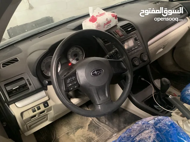 السيارة / سوبارو موديل 2014 نبيلها بروانطي الخلفي او القزاز