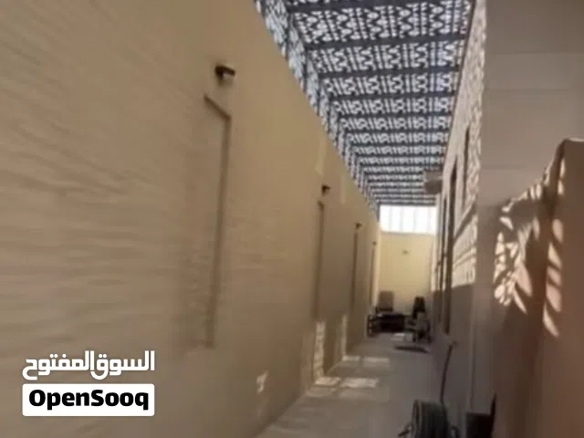 فني حدادة عامة لحام ابواب و نوافد و مضلات و هناقر و تركيب اي قفل صيانة اي باب او روشن زواق صيانة