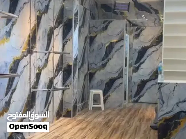 محل ملابس جديد للبيع ابوظبي الخالدية السعر قابل للتفاوض
