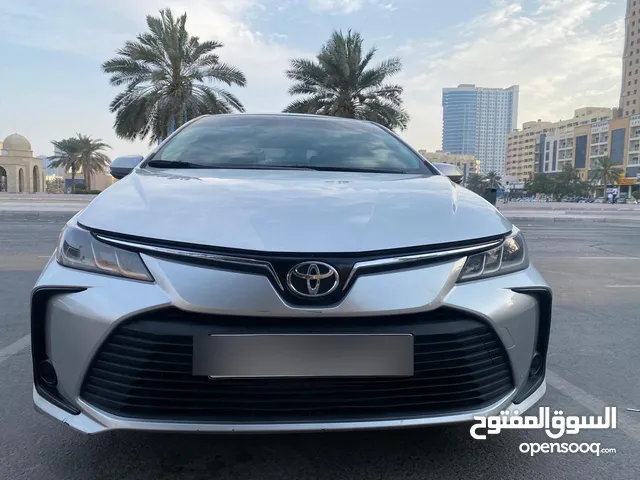 تويوتا كورولا 2020 بحاله ممتازه صبغ وكاله خليجي