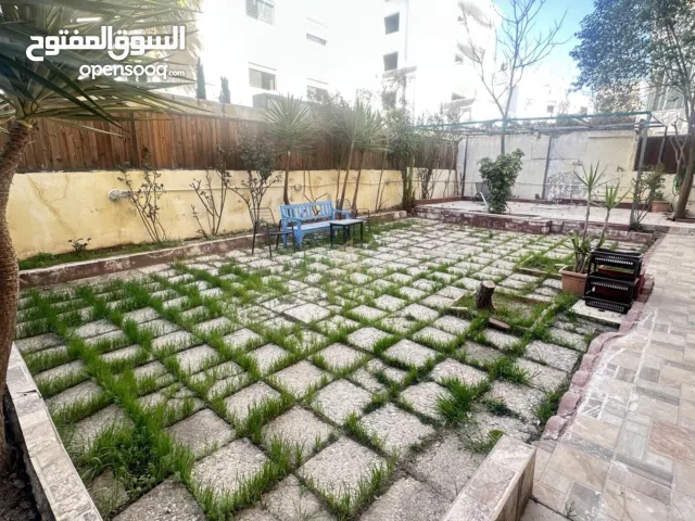 200 m2 3 Bedrooms Apartments for Sale in Amman Al Rabiah