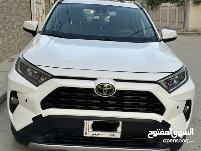 Used Toyota RAV 4 in Babylon