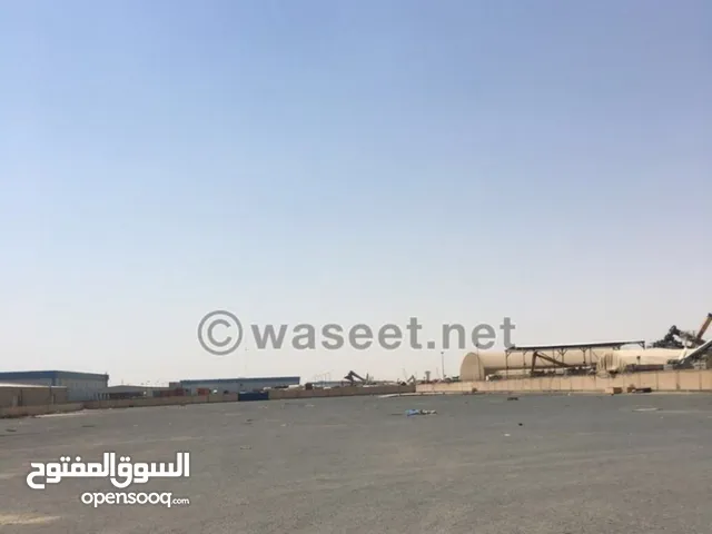 Unfurnished Warehouses in Al Jahra Amgarah Industrial