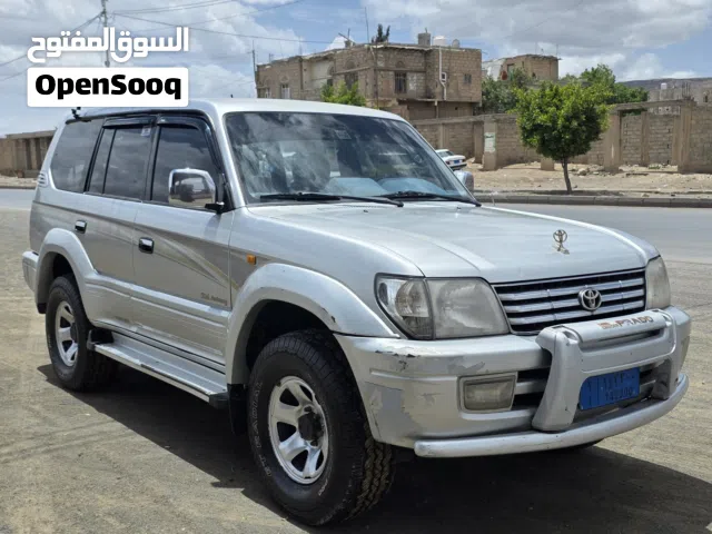 2001 تويوتا برادو Adventure