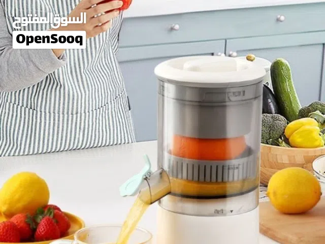 Citrus. Juicer عصارة فواكه كهربائية لاسلكية محمولة متعددة الوظائف سهلة الاستخدام من ممي