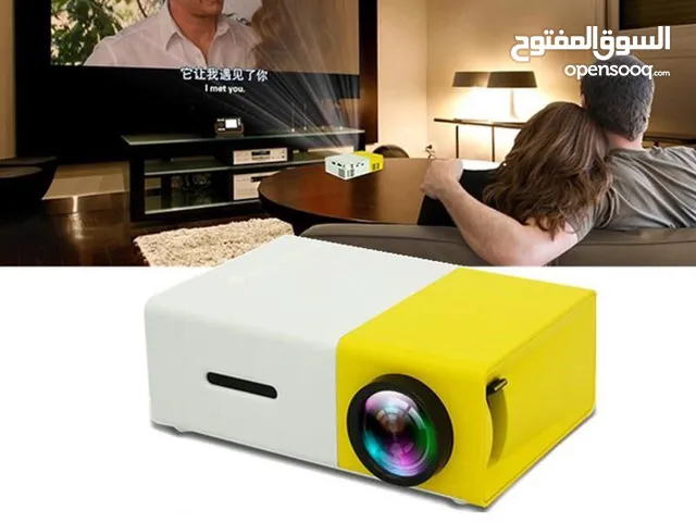 داتا شو عرض سينمائي ( سينما محموله بجيبك) حجمها صغير و دقتها حلوه تفيد بالسهرات و السفرات الجماعيه