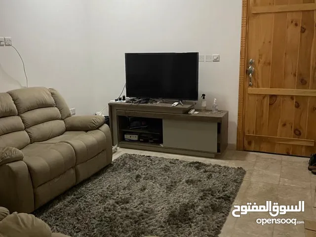 100 m2 1 Bedroom Apartments for Rent in Muscat Qurm