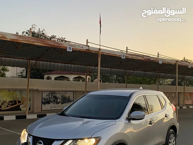 Nissan Rogue 2017 in Fujairah