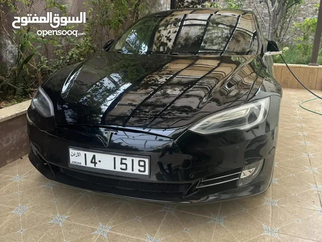 Tesla model S 85P performance 2015 للبيع