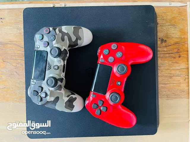 بلاستيشن 4 اصدار 11 مهكر 1 تيرا وارد امريكا مش دبي يعني المطلووووب