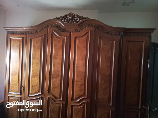 غرفه نوم مستعمله بحاله ممتازه للبيع