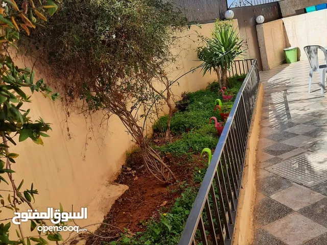 110 m2 3 Bedrooms Apartments for Sale in Amman Marka Al Shamaliya