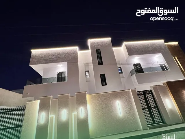 فيلاة ممتازة للبيع في حي سندباد