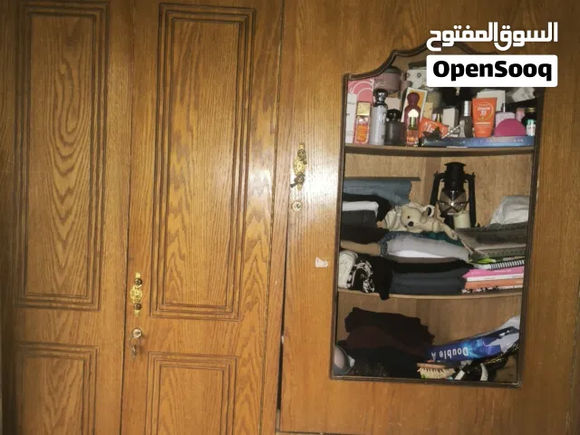 غرفة كويتي وعندي بعد اخشاب