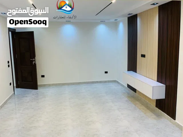 250 m2 4 Bedrooms Apartments for Sale in Giza Mohandessin