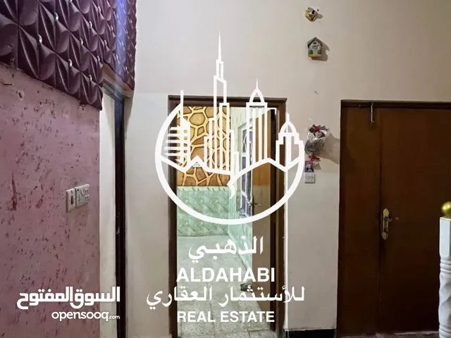 يعلن الذهبي للاستثمار العقاري عن توفر بيت للايجار يحتوي غرفتين صاله مطبخ صحيات استقبال سعر 550 الف