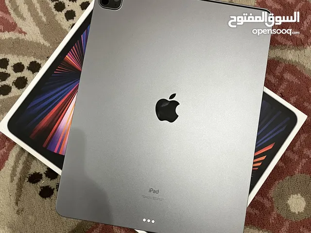 Apple iPad pro 5 128 GB in Muscat