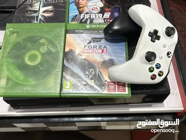 Xbox one 500gb very good condition