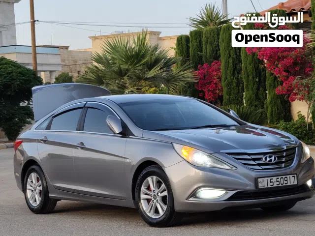 2012 هيونداي سوناتا Limited