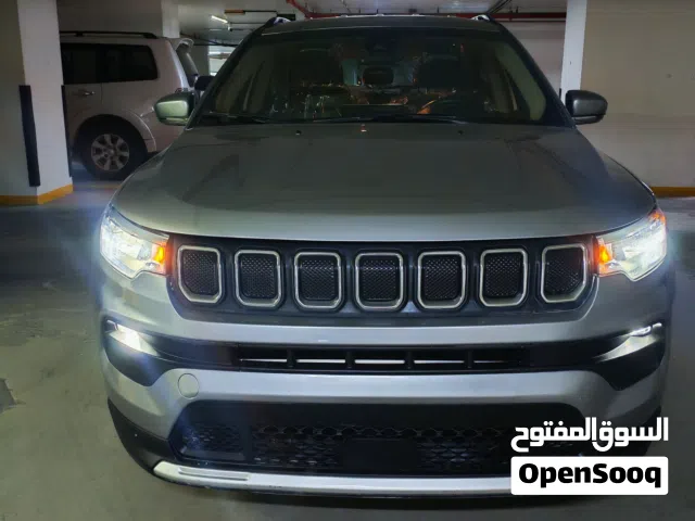 2022 جيب كومباس Latitude