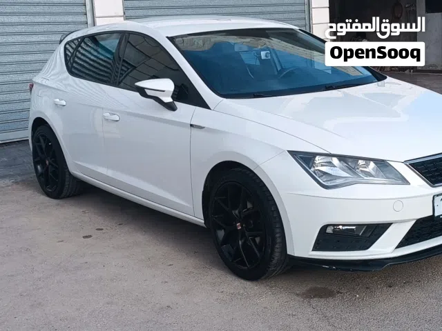 2019 سيات ليون Standard